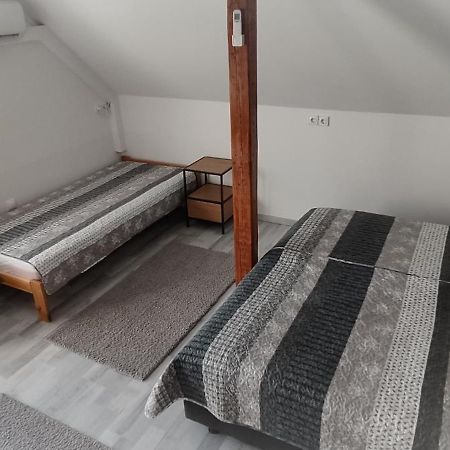 Apartamento Lila Füge Apartman Balatonfüred Exterior foto