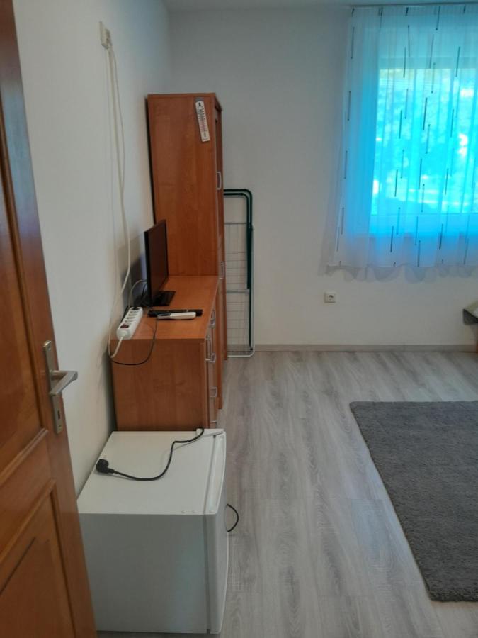 Apartamento Lila Füge Apartman Balatonfüred Exterior foto